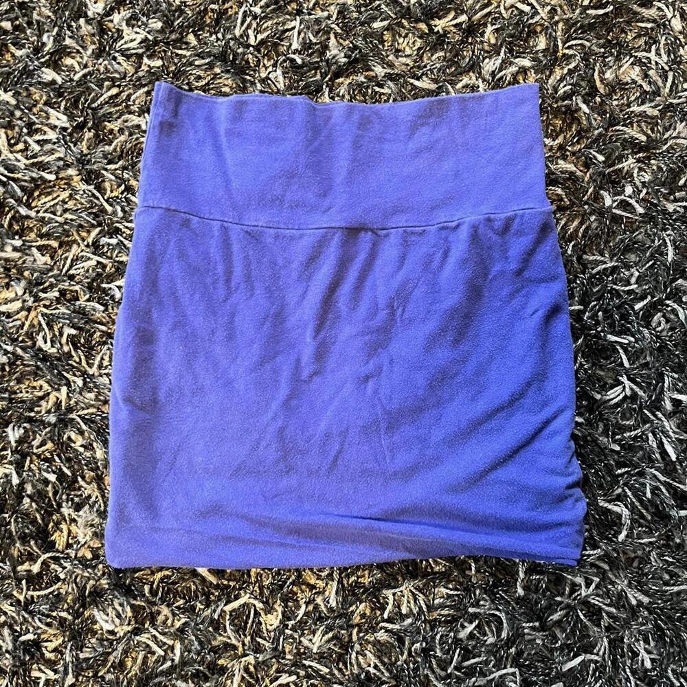 2000s Purple mini skirt. So cute! Great quality 💟 fast shipping